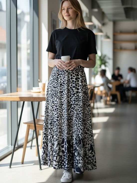 Robert Louis Dresses & Skirts - Robert Louis Blue & White Printed Maxi Skirt